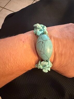 Turquoise Stone Stretch Bracelet - Turquoise